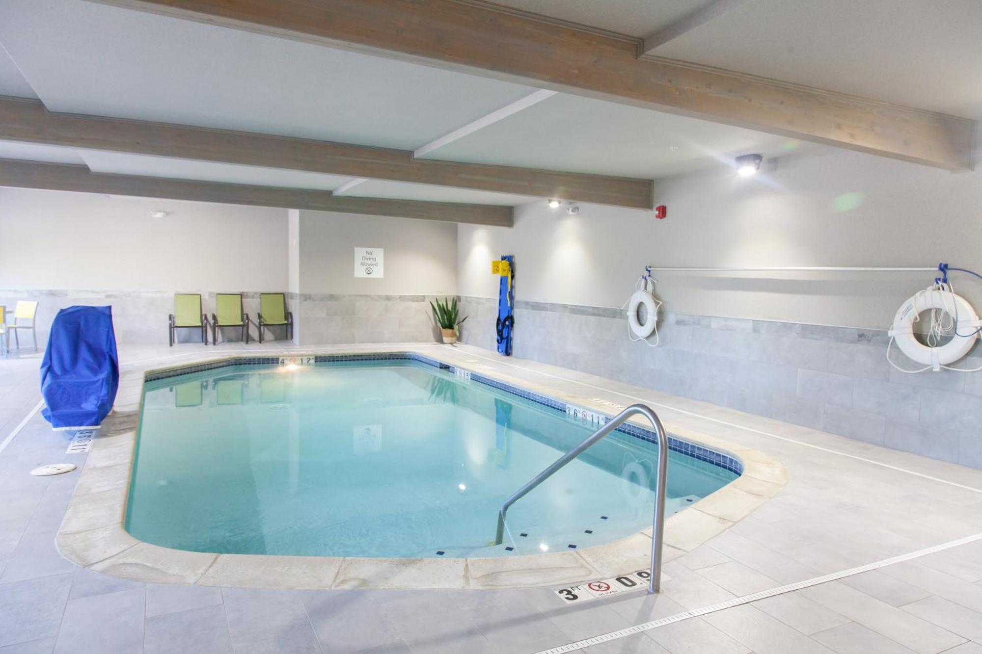 Holiday Inn Express Jackson By Ihg Екстериор снимка