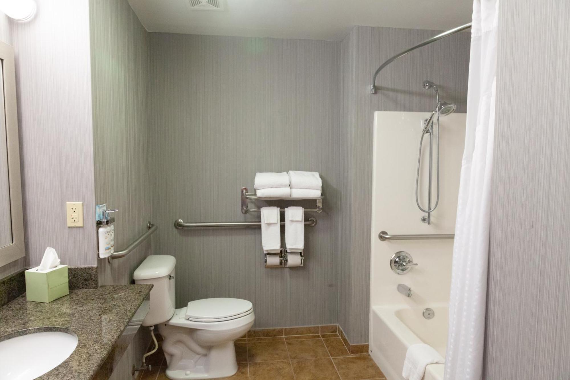 Holiday Inn Express Jackson By Ihg Екстериор снимка